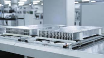 Imagem institucional de baterias da BYD, tecnologia central para veículos eletrificados