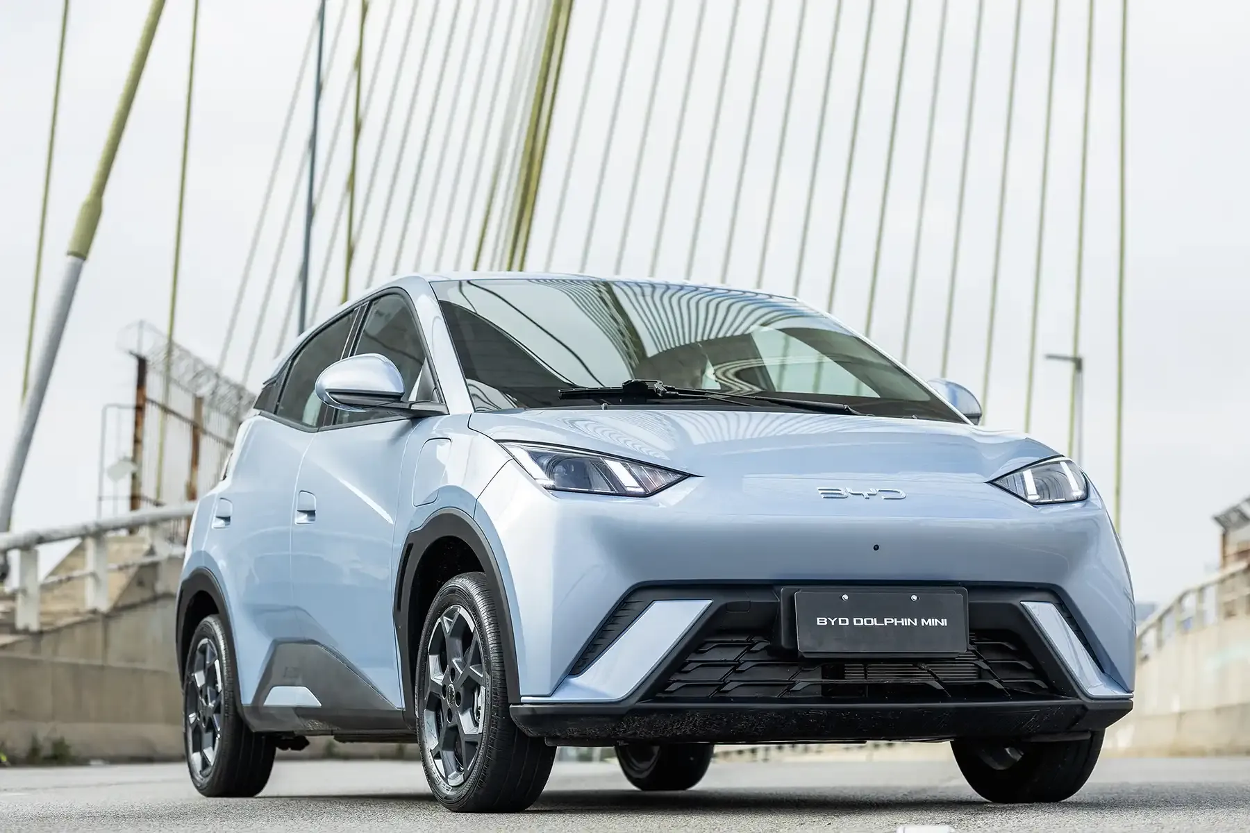 BYD Dolphin Mini em imagem oficial de divulgação